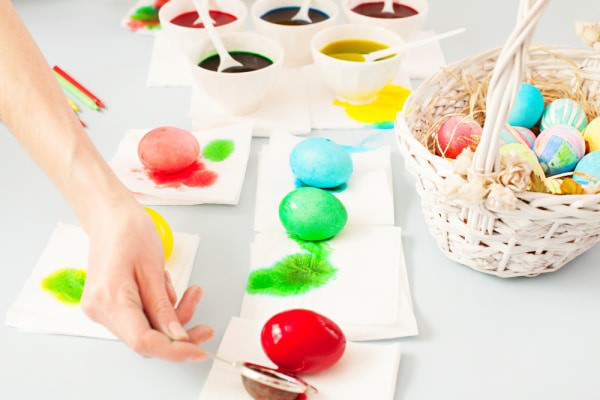 How To Dye Easter Eggs With Food Coloring (How do you dye eggs with food coloring?) colored eggs draining on paper towels