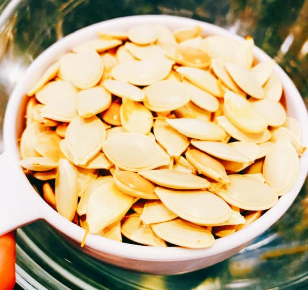 Drying Pumpkin Seeds For Roasting and Eating