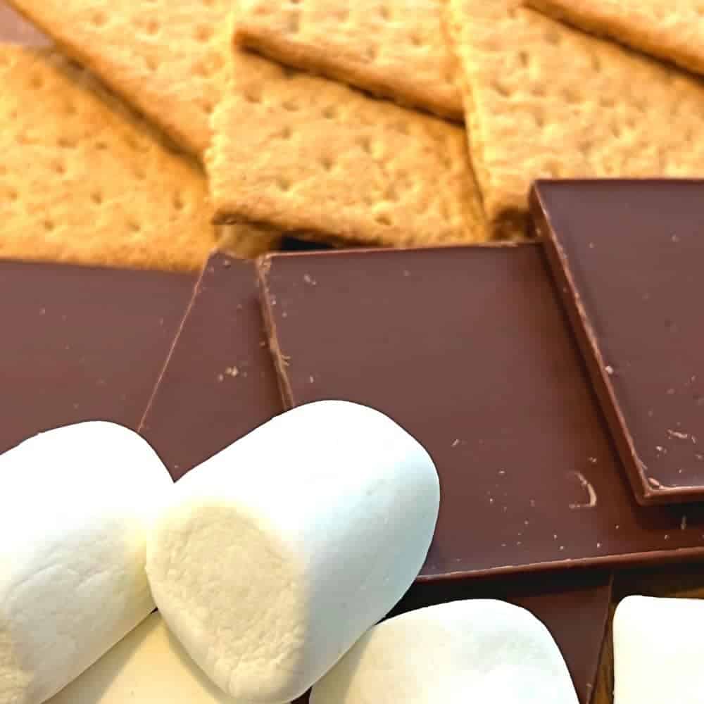 ingredients to make s'mores (diy s'mores indoors)