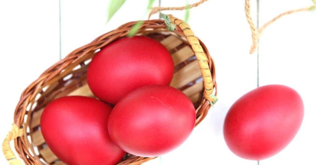 Red Colored Eggs How To Dye Red Easter Eggs and Play The Egg Cracking