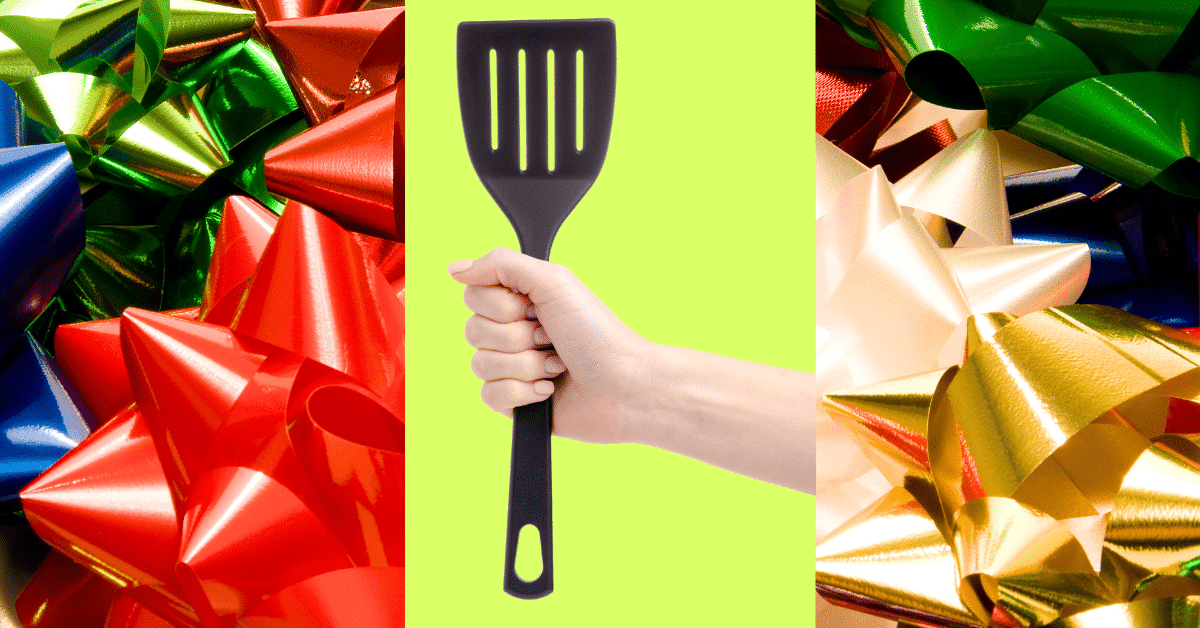 DIY Christmas Bow Game With Spatula - hand holding a kitchen spatula on top of different Christmas bows