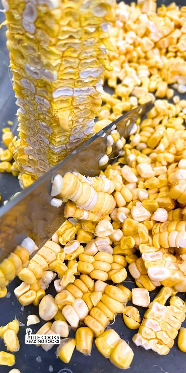 How To Cut Corn Off The Cob COOKING HACKS cutting corn off the cob for corn chowder soup recipes and corn recipes