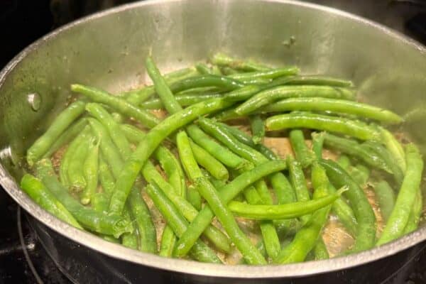 Spicy Sauteed Green Beans